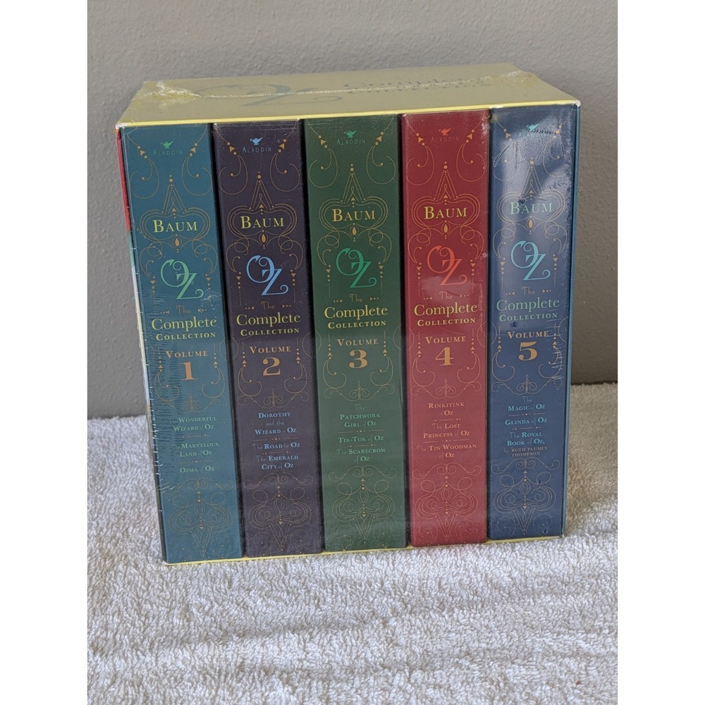 The Complete Paperback Collection Of The Wizard Of OZ Book Set 1-5 Baum Wicked